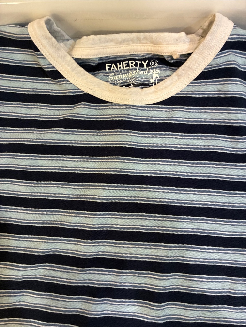 Faherty Striped Sunwashed Crewneck Tee - Navy & Light Blue with Cream Neck
